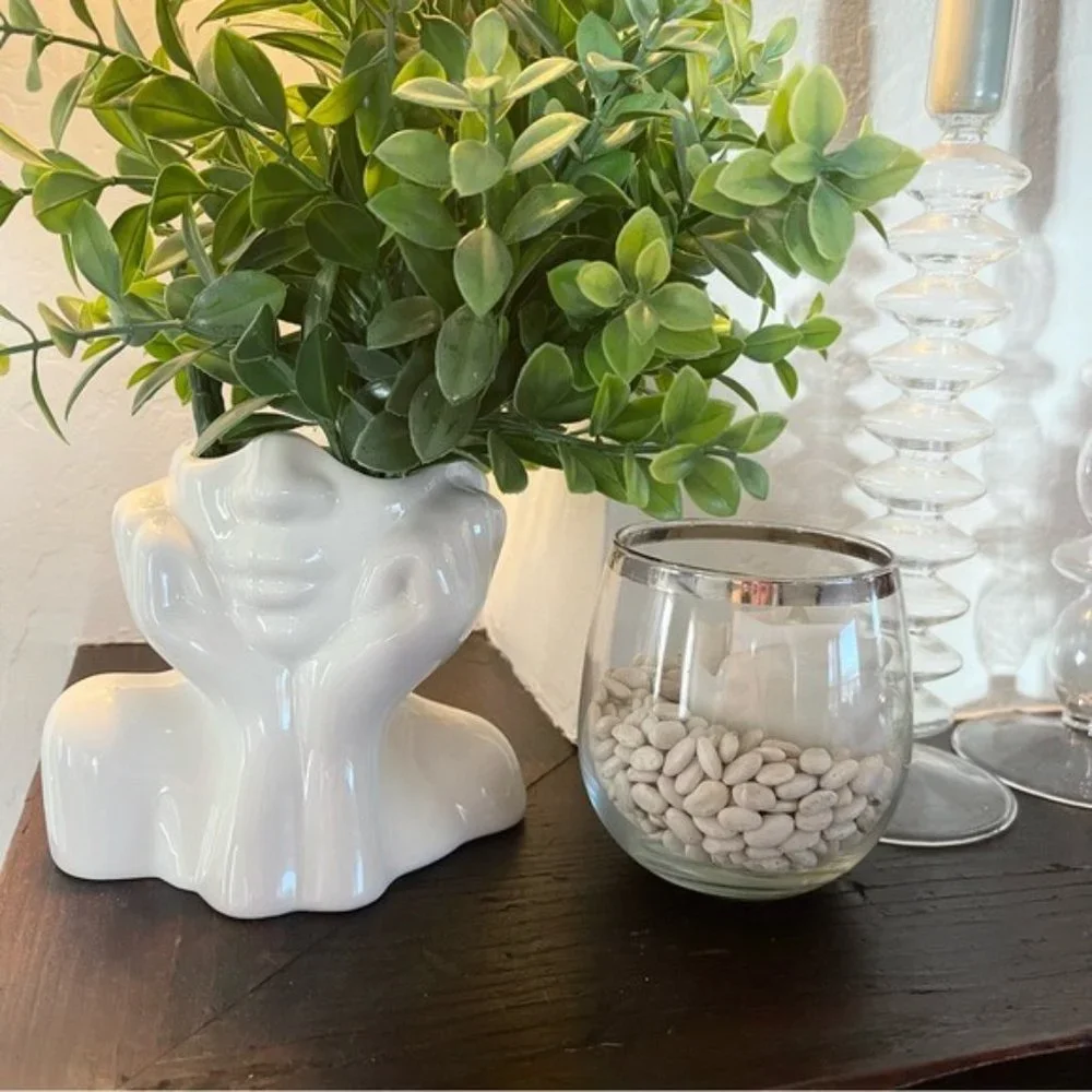 New Anthropologie Boho White Ceramic Female Face Abstract Flower Vase - SMALL